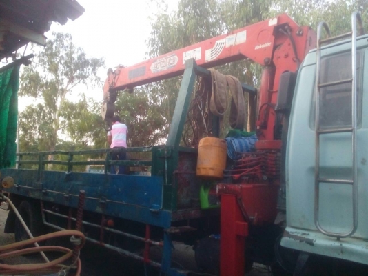 ให้เช่ารถบรรทุกติดเครน5ตัน