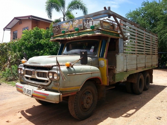 ขายรถ10ล้อ ดั้ม2เพลา หัวยาว เครื่อง165แรง สโลกลาง รถสวยสภาพพร้อมใช้งาน เอกสารพร้อมโอน ราคา340,000 สนใจโทร 090-8588220คุณนะ 093-3258446คุณบิว หรือเข้าดูสินค้าอื่นๆได้ที่ www.narong2truck.com หรือ www.truck.in.th/498 หรือเพจFacebook ณรงค์ ซื้อขายรถมือสอง (เ