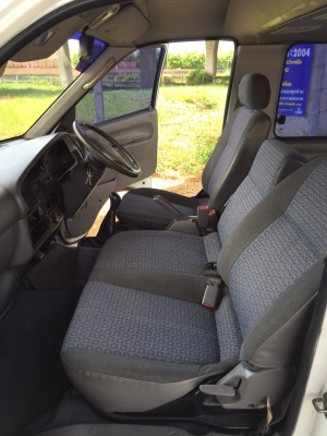 **** ขายรถตู้ KIA ปี03 สภาพสวยกล้าท้าลอง ****