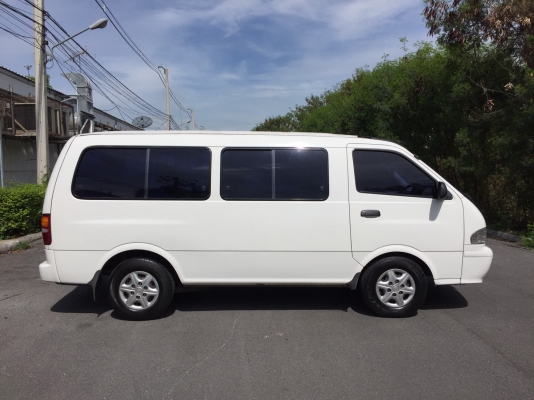 **** ขายรถตู้ KIA ปี03 สภาพสวยกล้าท้าลอง ****