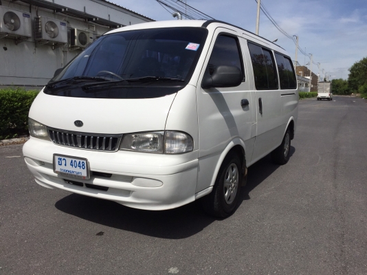 **** ขายรถตู้ KIA ปี03 สภาพสวยกล้าท้าลอง ****