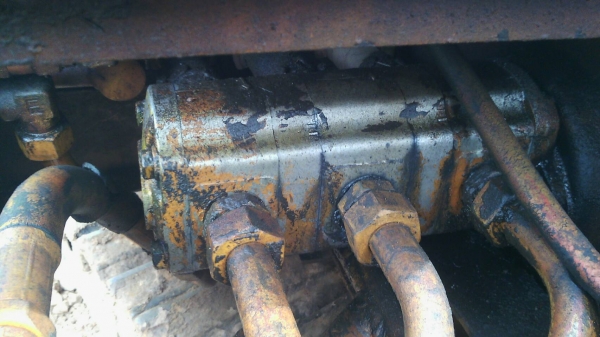 ขายแบคโฮเล็กพร้อมใช้