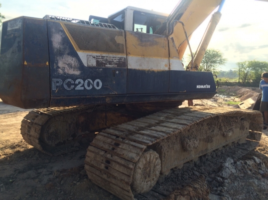 ขายkomatsu PC 200-5 ขายkomatsu PC 200-5