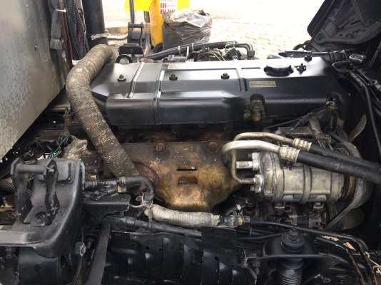 ขาย 6 ล้อ อีซูซุ ตู้เย็นยาว 3.2 ม. 130 แรง สภาพดี ตู้สวยพร้อมใช้  จัดแนนท์ได้ครับ สนใจติดต่อ 081-9420141  ,  081-5715326