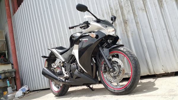CBR250 ABS ราคาเหมือนตัว non ABS สภาพสวย พร้อมใช้งาน รถบ้านมือเดียว CBR250 ABS ราคาเหมือนตัว non ABS สภาพสวย พร้อมใช้งาน รถบ้านมือเดียว