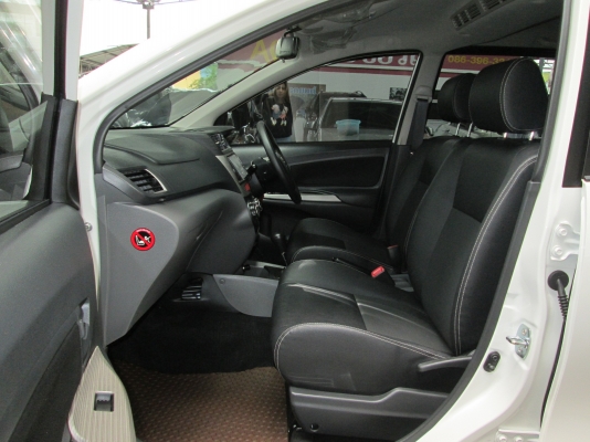 ขายโตโยต้า อแวนซ่า 1.5 s touring