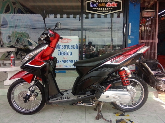 Click110i สี ดำ-แดง หัวฉีดประหยัดน้ำมัน เครื่องเดิมๆแต่งสวยภายนอก ราคาถูกครับ