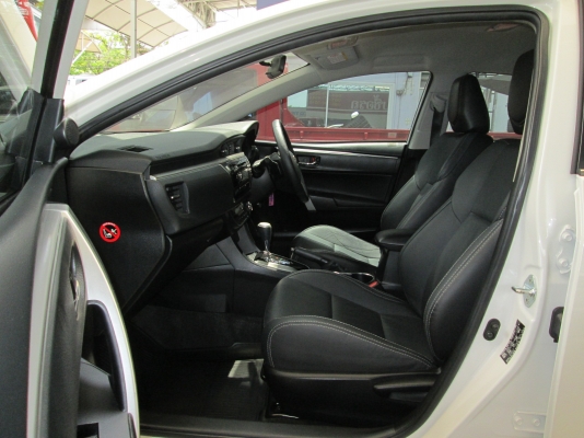 ขายโตโยต้า อัลติส 1.8 E SPORT ปี 15