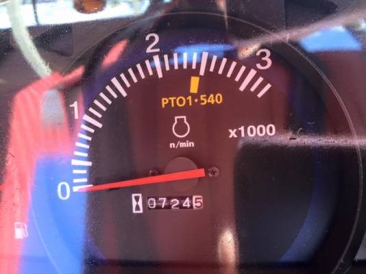 ขายรถไถคูโบต้า L3608. 2เพลา สภาพสวย พร้อมใช้งานค่ะ ทำงาน 725 ชม. ขายพร้อมอุปกรณ์ใบมีดดันดินหน้าและผานพรวน ราคา 318,000 บาท รถสวย เล่มทะเบียนครบ สนใจโทร 081-9136451 หรือ ขอดูรูปเพิ่มเติมได้ทาง line:bow6451 ค่ะ