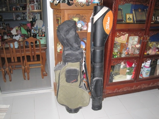 ขายกระเป๋าใส่ไม้ก๊ฟ2ใ