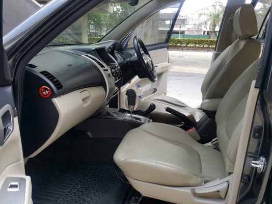 2010 MITSUBISHI PAJERO SPORT 3.2 TDi 4WD รถสวยมาก น่าใช้สุดๆ ใหม่กว่านี้ไม่มีแล้ว 2010 MITSUBISHI PAJERO SPORT 3.2 TDi 4WD รถสวยมาก น่าใช้สุดๆ ใหม่กว่านี้ไม่มีแล้ว
