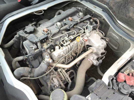 toyota commuter d4d สีเทา ปี2012 รถสวยไร้ริ้วรอยมือเดียวไมล์น้อยแท้คุ้มสุด