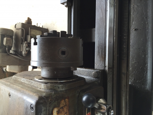 ขายเครื่องกลึง4ฟุตครึ่งเกลียบ็อค2เพลาญี่ปุ่นพร้อมใช้ราคากันเองครับผม