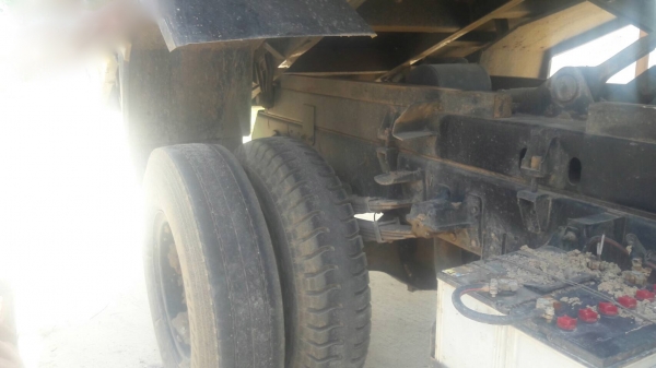 รถอีซูซุ 6 ล้อดั้ม FTR  240 แรงม้า. ปี 54. ( รถวิ่ง 13x,xxx กม. )     สนใจติดต่อ  081 - 6079515