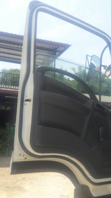 รถอีซูซุ 6 ล้อดั้ม FTR  240 แรงม้า. ปี 54. ( รถวิ่ง 13x,xxx กม. )     สนใจติดต่อ  081 - 6079515