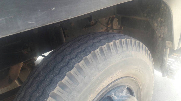 รถอีซูซุ 6 ล้อดั้ม FTR  240 แรงม้า. ปี 54. ( รถวิ่ง 13x,xxx กม. )     สนใจติดต่อ  081 - 6079515