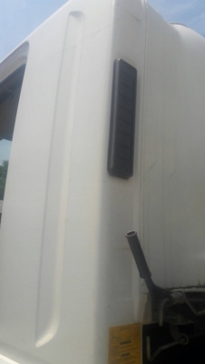 รถอีซูซุ 6 ล้อดั้ม FTR  240 แรงม้า. ปี 54. ( รถวิ่ง 13x,xxx กม. )     สนใจติดต่อ  081 - 6079515