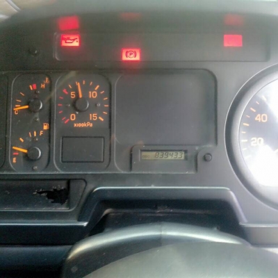 รถอีซูซุ 6 ล้อ ( รั้ว ) FTR 195 แรงม้า. ปี 47.   สนใจติดต่อ  081 - 6079515