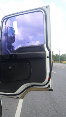 รถอีซูซุ 6 ล้อ ( รั้ว ) FTR 195 แรงม้า. ปี 47.   สนใจติดต่อ  081 - 6079515