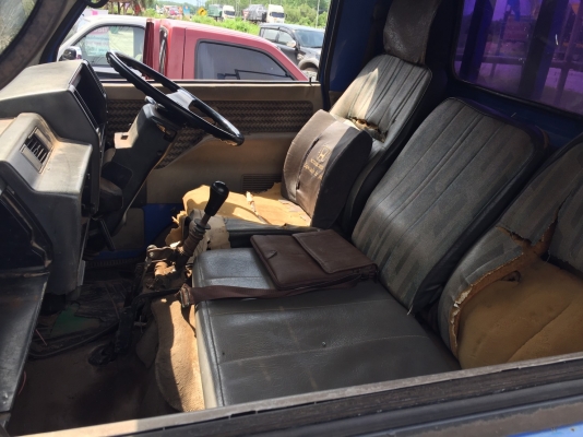 รถบรรทุก 6 ล้อ อีซูซุ จดทะเบียนปี 2546 รุ่น NKR55L รถบรรทุก 6 ล้อ อีซูซุ จดทะเบียนปี 2546 รุ่น NKR55L