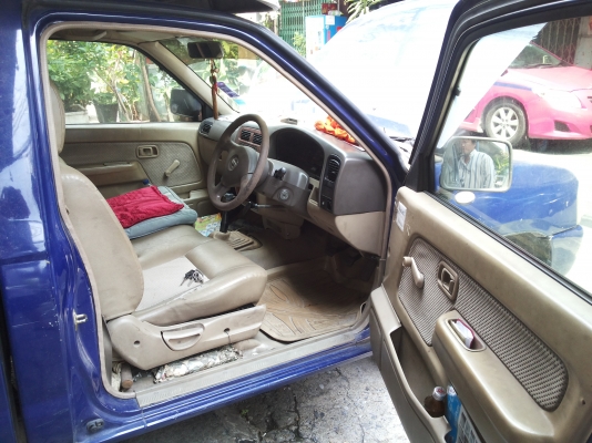 ขายรถกระบะNISSAN FRONTRIA 2006 ขายรถกระบะNISSAN FRONTRIA 2006