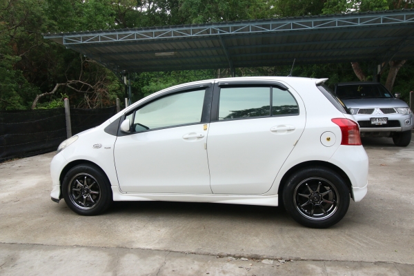 รถบ้านToyota yaris 2008 ตัว E ลิมิเต็ท รองท๊อป ครบแบบนี้ราคานี้หาไม่ได้อีกแล้วแอร์แบ็คคู่ ABS เกียร์ออโต้