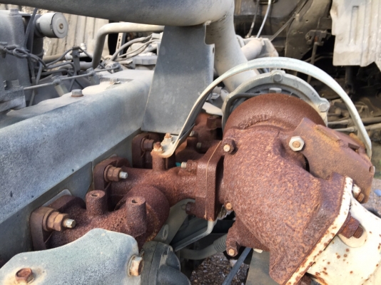 รถนิสสัน 6 ล้อ UD  220 แรงม้า. , ( ** ขาย หัว , คัชซี. ) , ( ** มี ขายมากมายๆ ให้เลือกสรร. )     สนใจติดต่อ  081 - 6079515