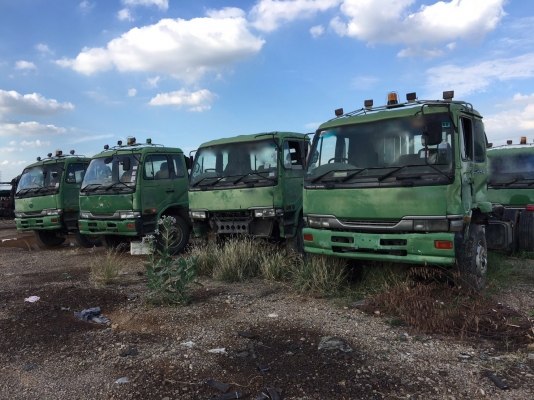 รถนิสสัน 6 ล้อ UD  220 แรงม้า. , ( ** ขาย หัว , คัชซี. ) , ( ** มี ขายมากมายๆ ให้เลือกสรร. )     สนใจติดต่อ  081 - 6079515