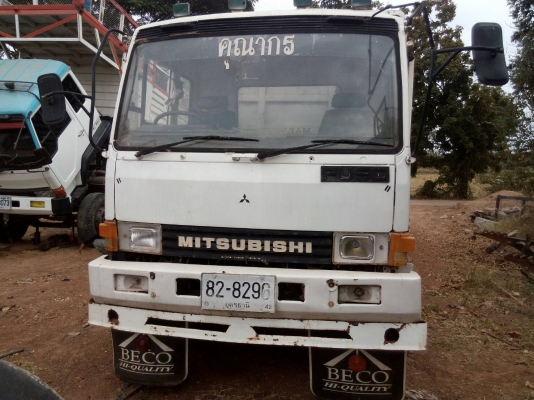 ขายMITSUBISHI FN 527  ดั้ม2เพลา 485,000บ.รถใช้งานปกติ อยู่ชุมแพ สนใจติดต่อ 0835601591 หรือ 0903494058