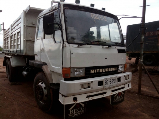 ขายMITSUBISHI FN 527  ดั้ม2เพลา 485,000บ.รถใช้งานปกติ อยู่ชุมแพ สนใจติดต่อ 0835601591 หรือ 0903494058