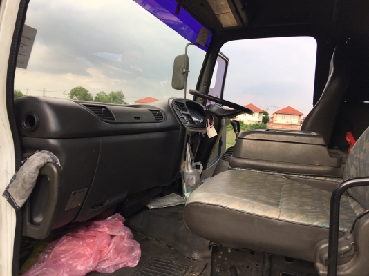 รถอีซูซุ 10 ล้อ FVM 200 แรงม้า. ปี 48. , ( ** ขาย หัว , คัชซี. ) , ( ** มี ขาย 2 หัว. )    สนใจติดต่อ  081 - 6079515