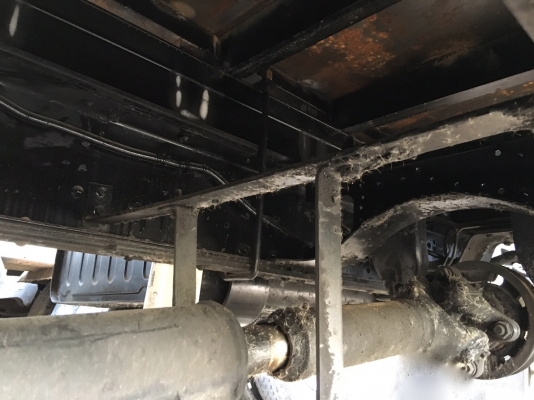 รถอีซูซุ 10 ล้อ FVM 200 แรงม้า. ปี 48. , ( ** ขาย หัว , คัชซี. ) , ( ** มี ขาย 2 หัว. )    สนใจติดต่อ  081 - 6079515