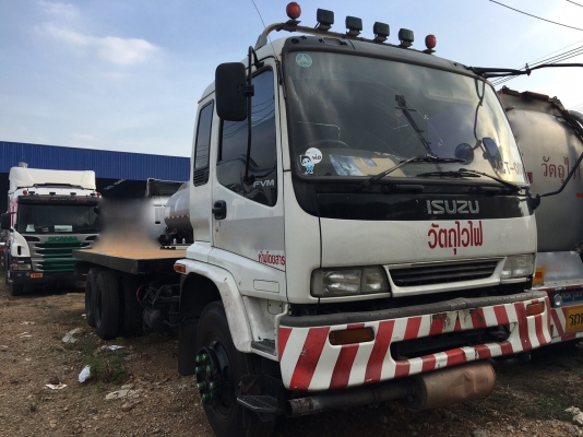 รถอีซูซุ 10 ล้อ FVM 200 แรงม้า. ปี 48. , ( ** ขาย หัว , คัชซี. ) , ( ** มี ขาย 2 หัว. )    สนใจติดต่อ  081 - 6079515