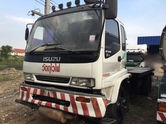 รถอีซูซุ 10 ล้อ FVM 200 แรงม้า. ปี 48. , ( ** ขาย หัว , คัชซี. ) , ( ** มี ขาย 2 หัว. )    สนใจติดต่อ  081 - 6079515