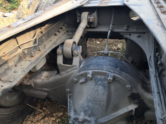 รถอีซูซุ 10 ล้อ FVM 200 แรงม้า. ปี 48. , ( ** ขาย หัว , คัชซี. ) , ( ** มี ขาย 2 หัว. )    สนใจติดต่อ  081 - 6079515