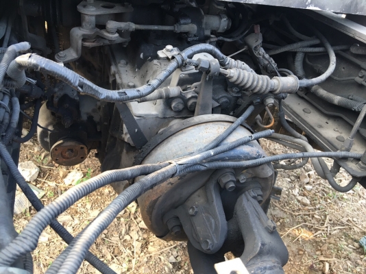 รถอีซูซุ 10 ล้อ FVM 200 แรงม้า. ปี 48. , ( ** ขาย หัว , คัชซี. ) , ( ** มี ขาย 2 หัว. )    สนใจติดต่อ  081 - 6079515