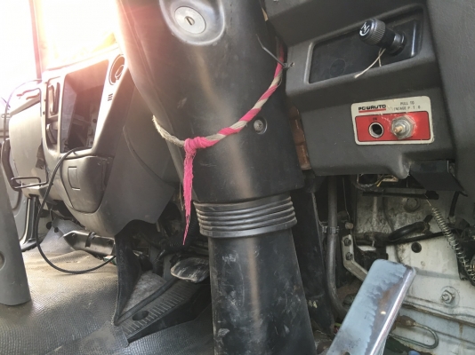 รถอีซูซุ 10 ล้อ FVM 200 แรงม้า. ปี 48. , ( ** ขาย หัว , คัชซี. ) , ( ** มี ขาย 2 หัว. )    สนใจติดต่อ  081 - 6079515