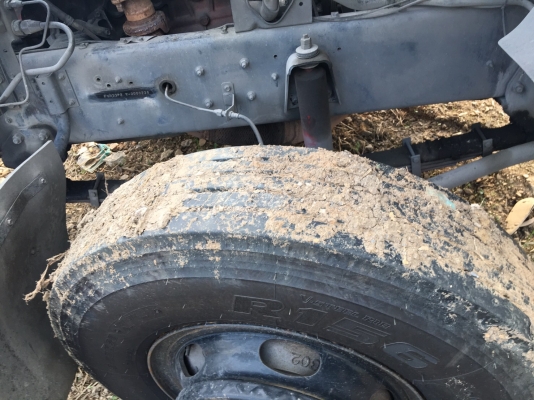 รถอีซูซุ 10 ล้อ FVM 200 แรงม้า. ปี 48. , ( ** ขาย หัว , คัชซี. ) , ( ** มี ขาย 2 หัว. )    สนใจติดต่อ  081 - 6079515