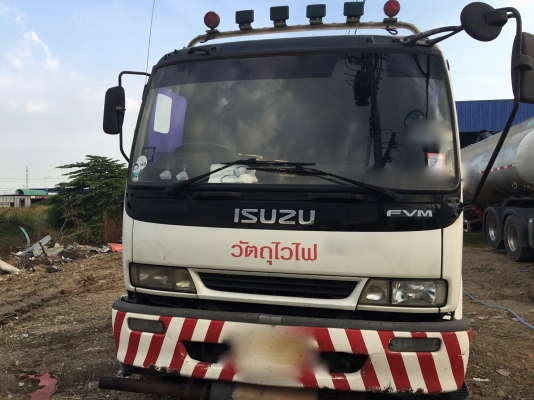 รถอีซูซุ 10 ล้อ FVM 200 แรงม้า. ปี 48. , ( ** ขาย หัว , คัชซี. ) , ( ** มี ขาย 2 หัว. )    สนใจติดต่อ  081 - 6079515