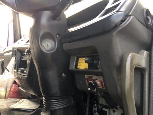 รถอีซูซุ 10 ล้อ FVM 200 แรงม้า. ปี 48. , ( ** ขาย หัว , คัชซี. ) , ( ** มี ขาย 2 หัว. )    สนใจติดต่อ  081 - 6079515