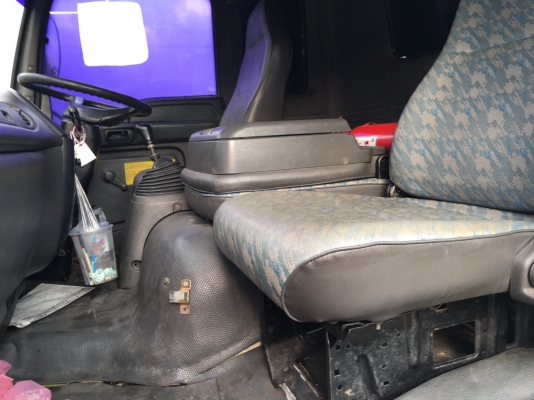 รถอีซูซุ 10 ล้อ FVM 200 แรงม้า. ปี 48. , ( ** ขาย หัว , คัชซี. ) , ( ** มี ขาย 2 หัว. )    สนใจติดต่อ  081 - 6079515