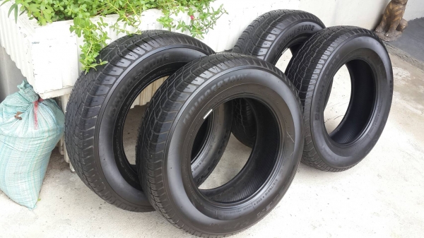 ขายยาง 1500 บาท ลดราคาแล้วด่วนเลย ครับ