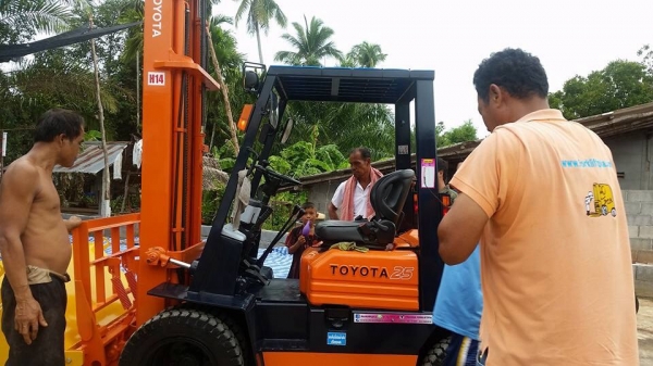 มองหารถโฟล์คลิฟท์งาเทฮิ้งค์ นึกถึงพีทีเอ ชลบุรี081-8342060 มองหารถโฟล์คลิฟท์งาเทฮิ้งค์ นึกถึงพีทีเอ ชลบุรี081-8342060