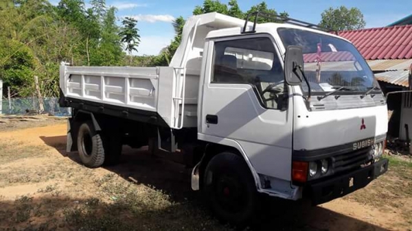 ด่วน!!ลดราคา ขายรถบรรทุก 6 ล้อดั๊ม มิตซูบิชิ แคนเตอร์ 5คิว
