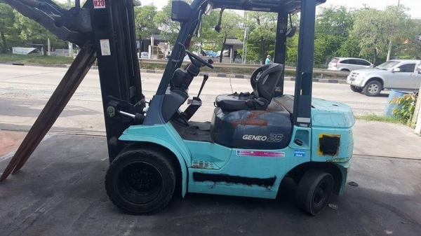 มองหารถโฟล์คลิฟท์งาเท นึกถึงร้านพีทีเอชลบุรี081-8342060 มองหารถโฟล์คลิฟท์งาเท นึกถึงร้านพีทีเอชลบุรี081-8342060