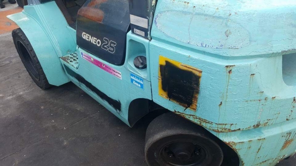 มองหารถโฟล์คลิฟท์งาเท นึกถึงร้านพีทีเอชลบุรี081-8342060 มองหารถโฟล์คลิฟท์งาเท นึกถึงร้านพีทีเอชลบุรี081-8342060