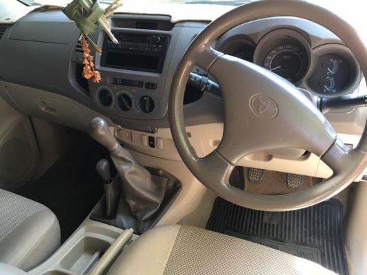 ขาย Toyota vigo แค๊ป ปี 05 เครื่องดีเซล 3000 E เกียร์ธรรมดา 4x4
