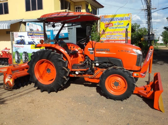 ปัญญาแทรคเตอร์..จัดมาให้ครับ ด่วน!!!คูโบต้า L4708 พร้อมใบมีดคานล่างพร้อมโรตาลี่ตราช้าง182 เล่มทะเบียนพร้อม จัดส่ง อ.หนองฉาง จ.อุทัยธานี