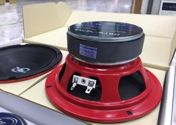 ชุดฟังเพราะ+แรง แน่นๆๆ ชุดฟังเพราะ+แรง แน่นๆๆ