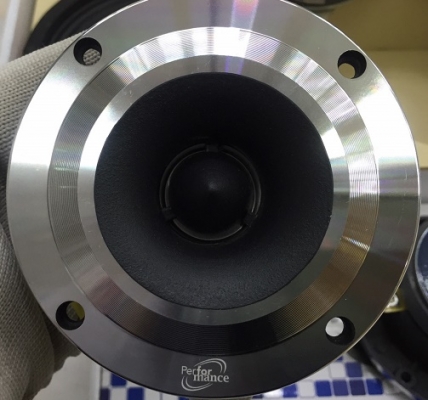 ชุดฟังเพราะ+แรง แน่นๆๆ ชุดฟังเพราะ+แรง แน่นๆๆ